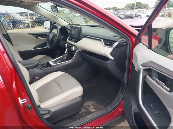 2020 TOYOTA RAV4 XLE PREMIUM