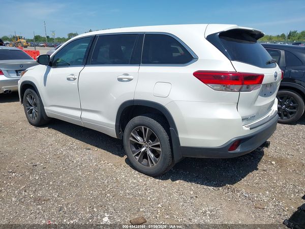 2018 TOYOTA HIGHLANDER LE — I3