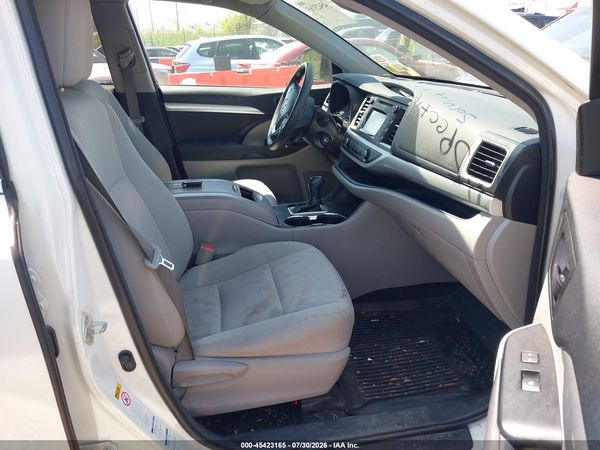 2018 TOYOTA HIGHLANDER LE — I5
