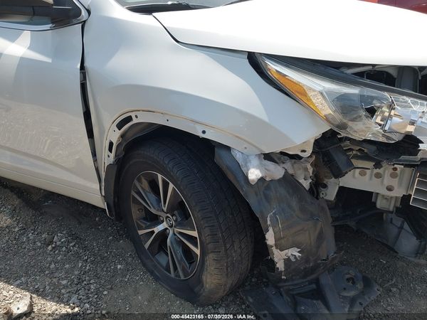 2018 TOYOTA HIGHLANDER LE — I72