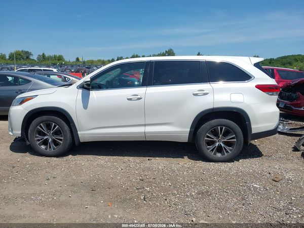 2018 TOYOTA HIGHLANDER LE — I117
