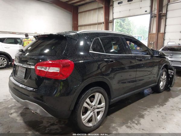 2019 MERCEDES-BENZ GLA 250 4MATIC
