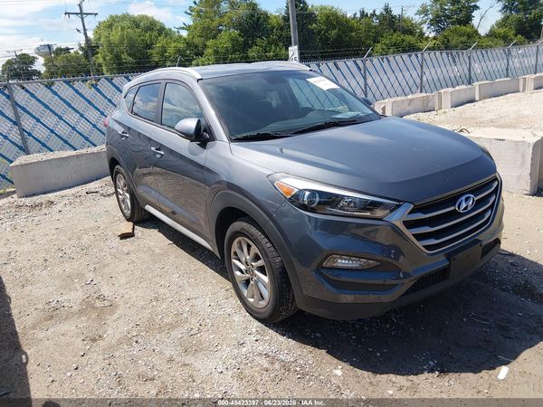 2017 HYUNDAI TUCSON SE PLUS