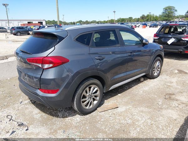 2017 HYUNDAI TUCSON SE PLUS