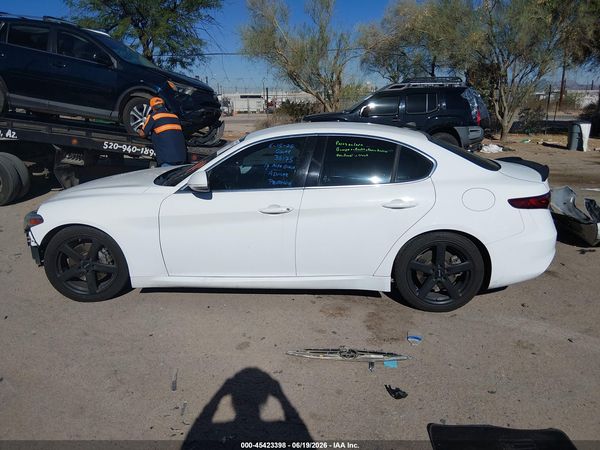 2017 ALFA ROMEO GIULIA RWD