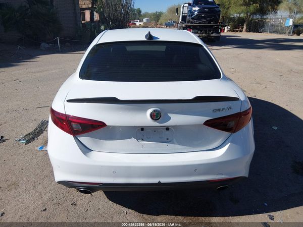 2017 ALFA ROMEO GIULIA RWD