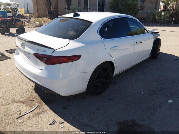 2017 ALFA ROMEO GIULIA RWD