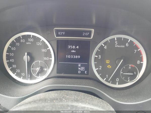 2017 INFINITI QX30 LUXURY