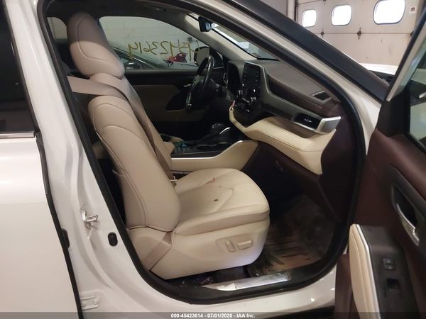 2020 TOYOTA HIGHLANDER HYBRID XLE