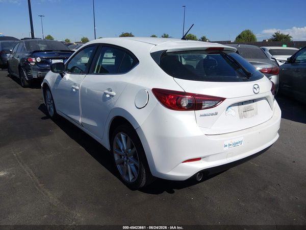 2017 MAZDA MAZDA3 TOURING