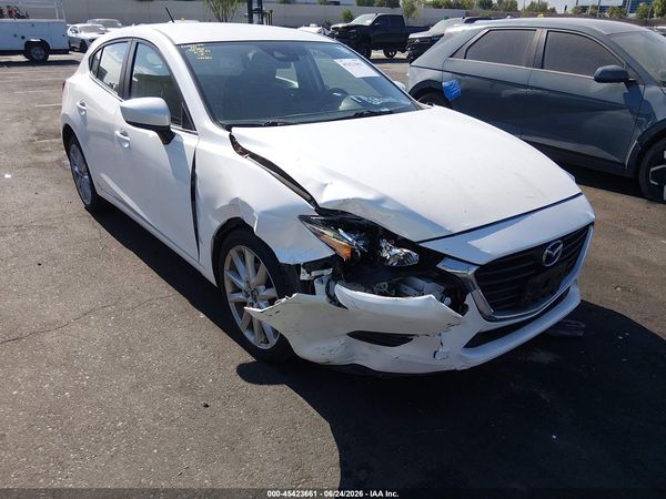 2017 MAZDA MAZDA3 TOURING