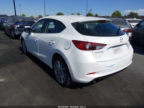 2017 MAZDA MAZDA3 TOURING