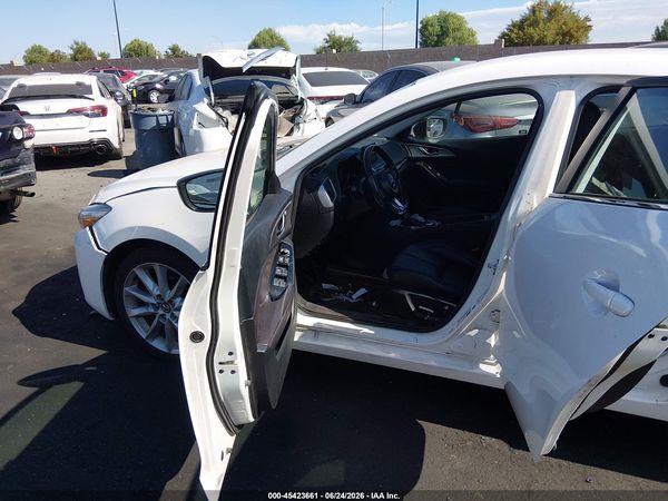2017 MAZDA MAZDA3 TOURING