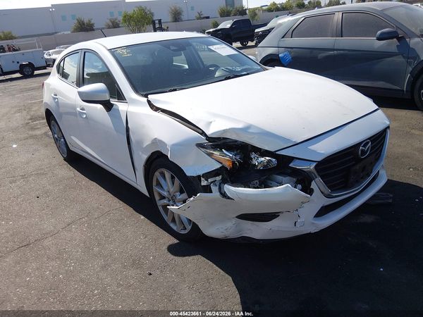 2017 MAZDA MAZDA3 TOURING
