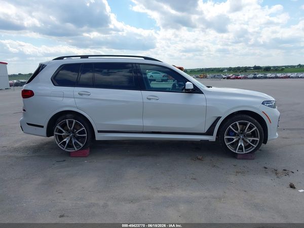 2020 BMW X7 M50I