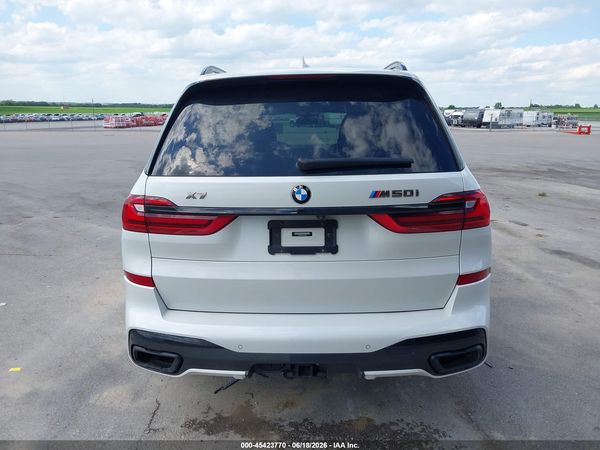 2020 BMW X7 M50I