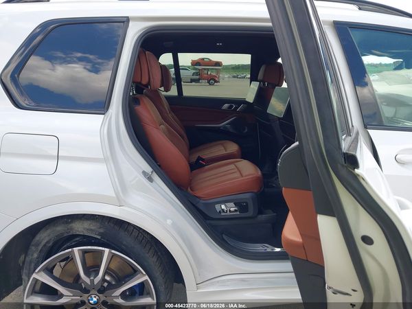 2020 BMW X7 M50I
