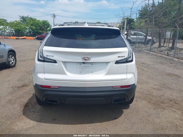 2019 CADILLAC XT4 SPORT