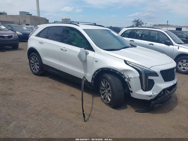 2019 CADILLAC XT4 SPORT