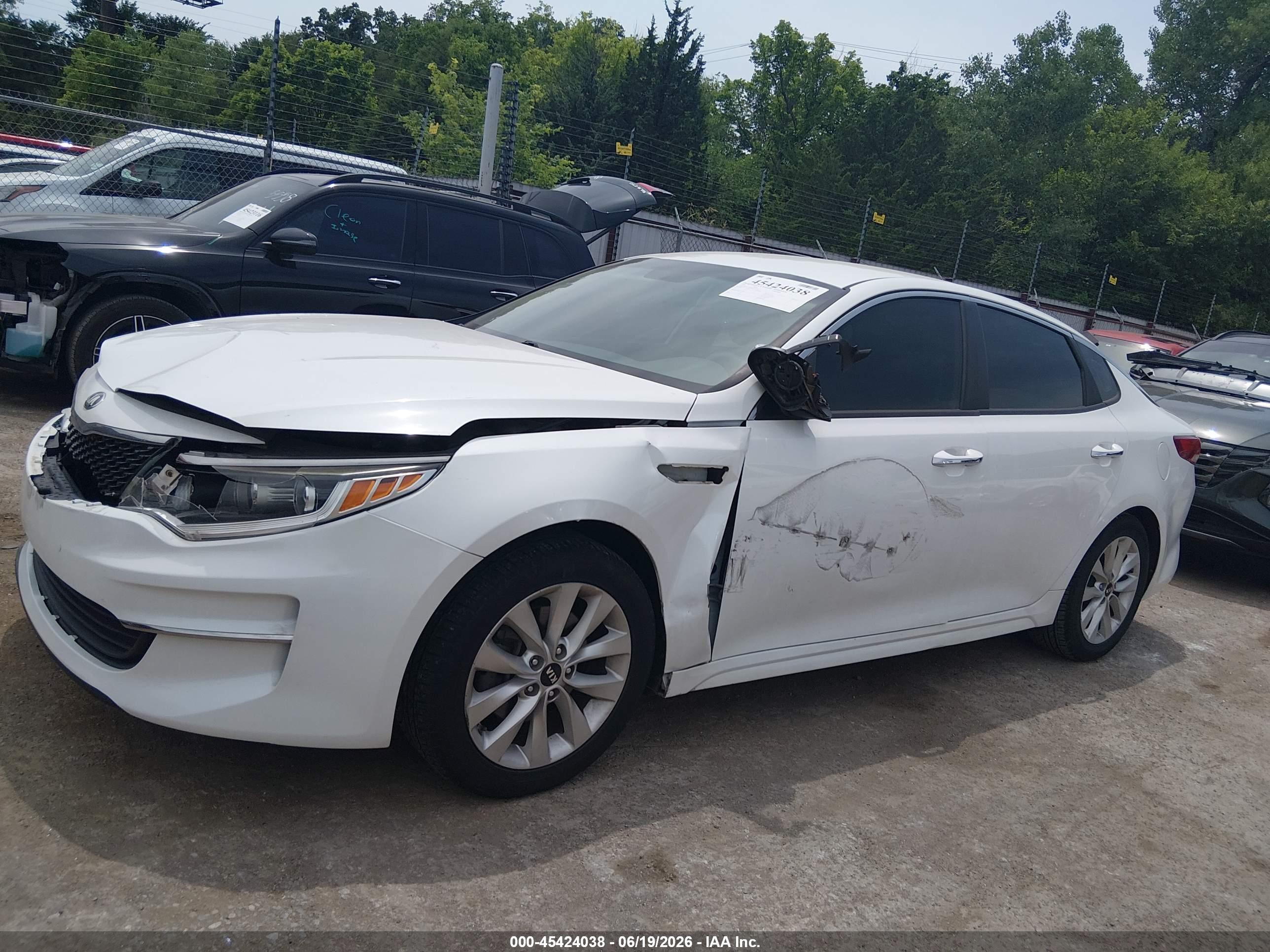 2016 KIA OPTIMA LX