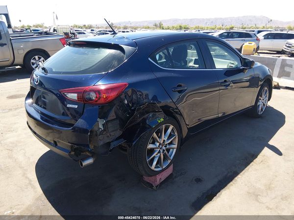 2018 MAZDA MAZDA3 TOURING