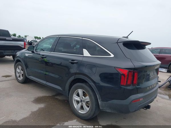 2022 KIA SORENTO LX — I3
