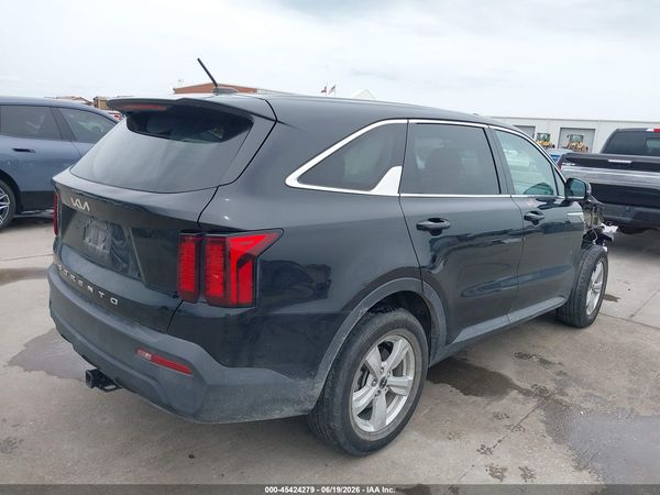 2022 KIA SORENTO LX — I4