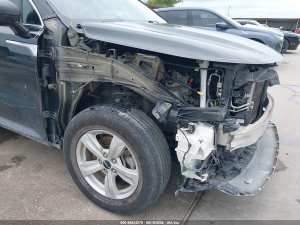 2022 KIA SORENTO LX — I6