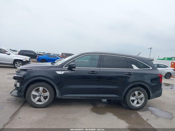 2022 KIA SORENTO LX — I117