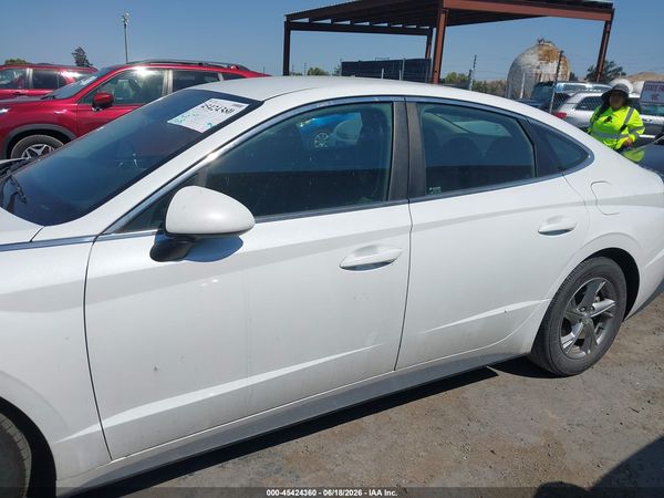2022 HYUNDAI SONATA SE