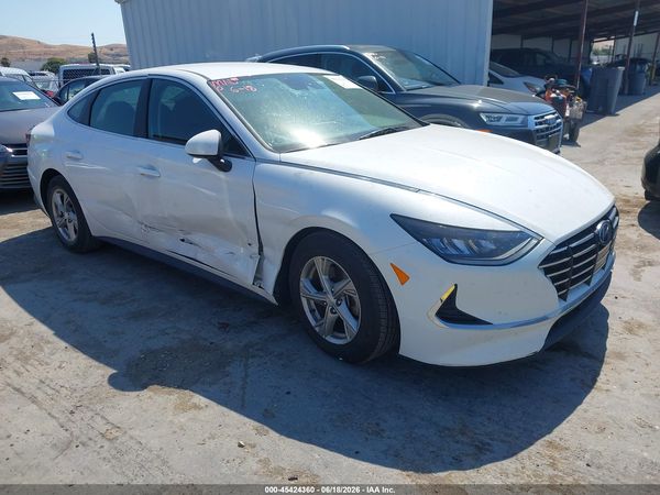 2022 HYUNDAI SONATA SE