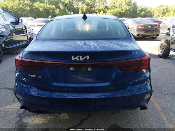 2022 KIA FORTE LXS