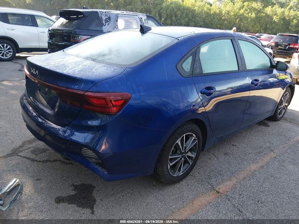 2022 KIA FORTE LXS