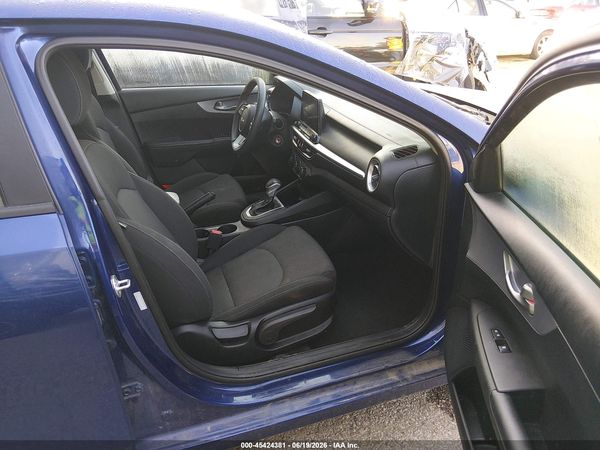 2022 KIA FORTE LXS