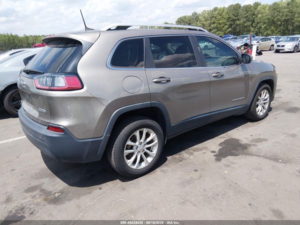2019 JEEP CHEROKEE LATITUDE FWD
