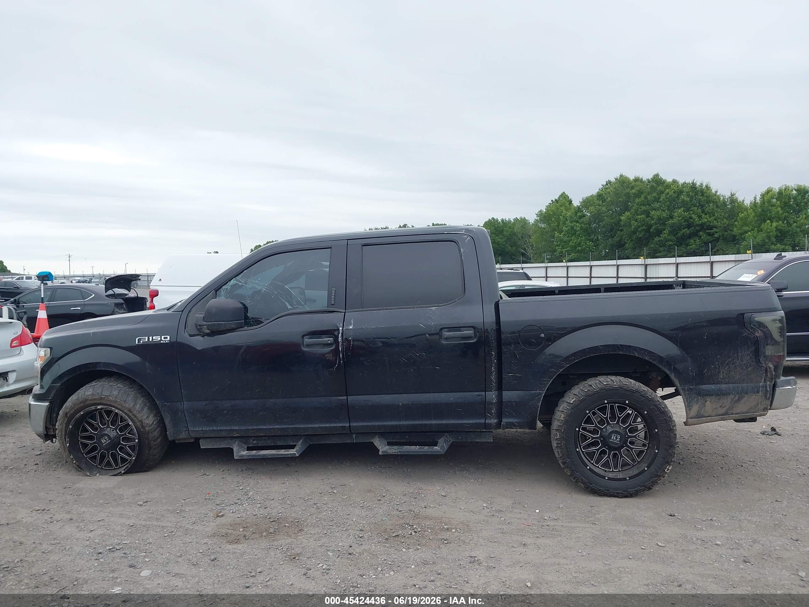2019 FORD F-150 XLT