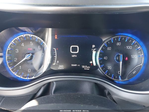 2018 CHRYSLER PACIFICA LIMITED — I7