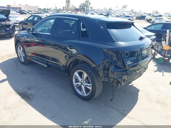 2024 AUDI Q3