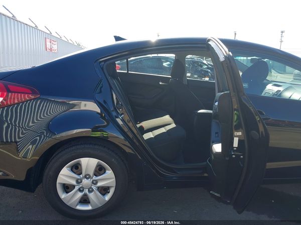 2017 KIA FORTE LX