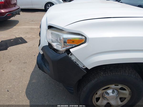 2017 TOYOTA TACOMA SR