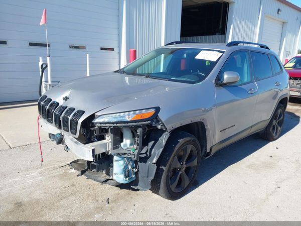 2018 JEEP CHEROKEE LATITUDE FWD