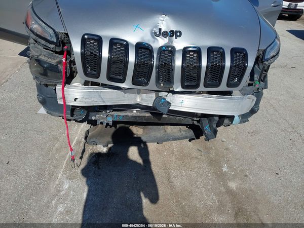 2018 JEEP CHEROKEE LATITUDE FWD