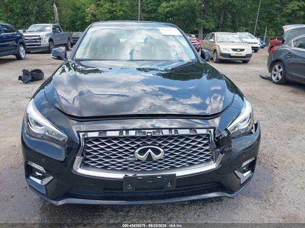 2023 INFINITI Q50 LUXE AWD