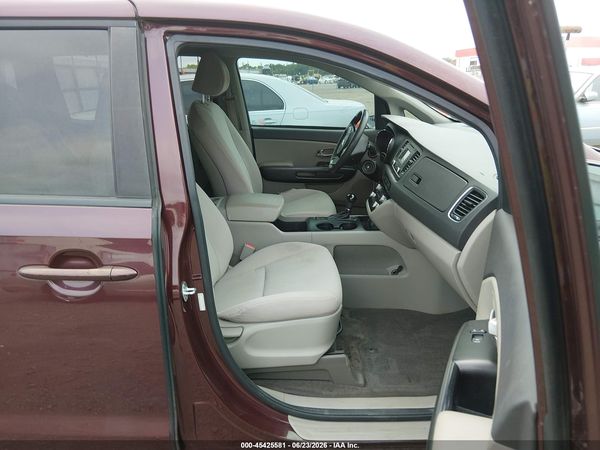 2016 KIA SEDONA LX