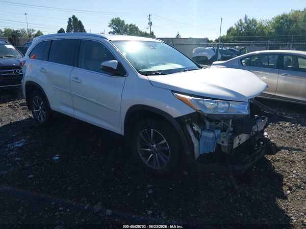 2019 TOYOTA HIGHLANDER XLE