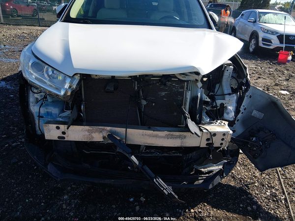 2019 TOYOTA HIGHLANDER XLE