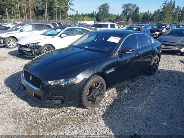 2017 JAGUAR XE 25T