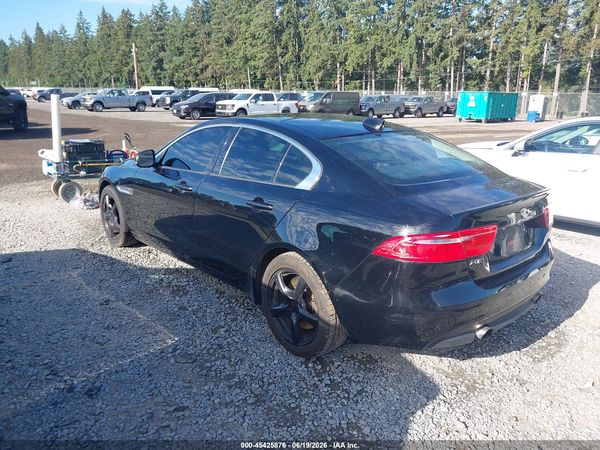 2017 JAGUAR XE 25T