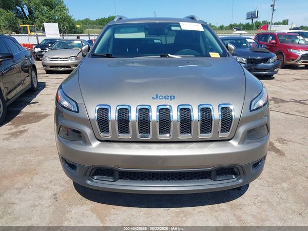 2017 JEEP CHEROKEE LATITUDE FWD