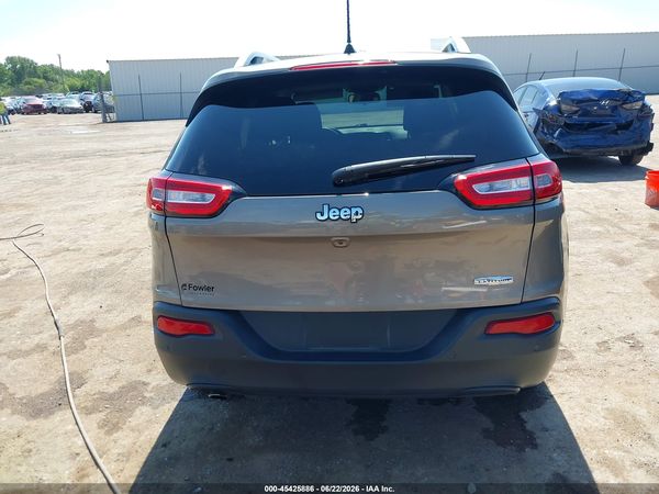 2017 JEEP CHEROKEE LATITUDE FWD